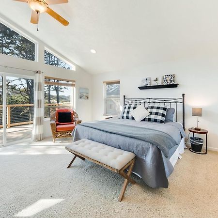 Yaquina Lighthouse View Beach Home Newport Exteriér fotografie