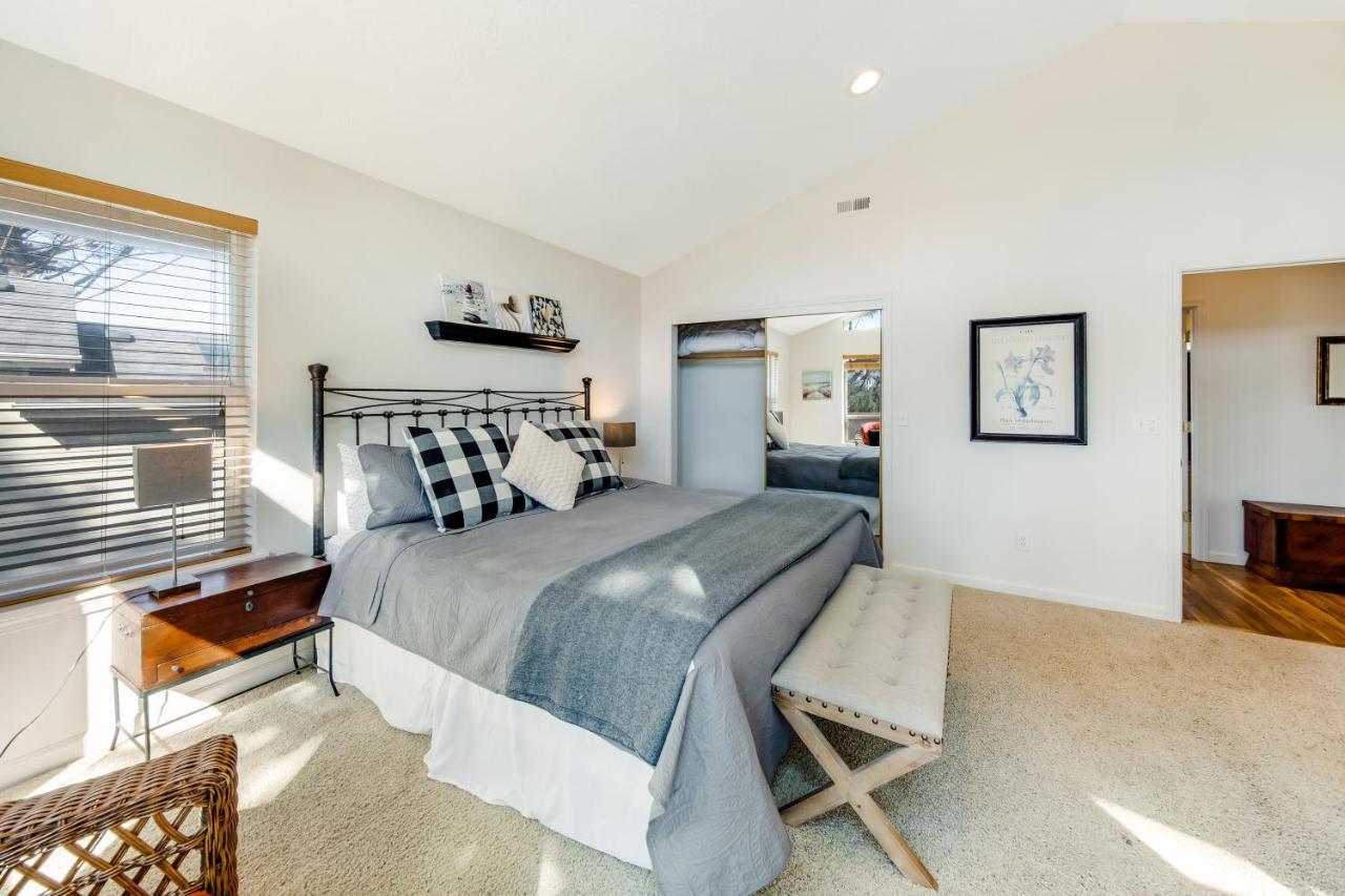 Yaquina Lighthouse View Beach Home Newport Exteriér fotografie