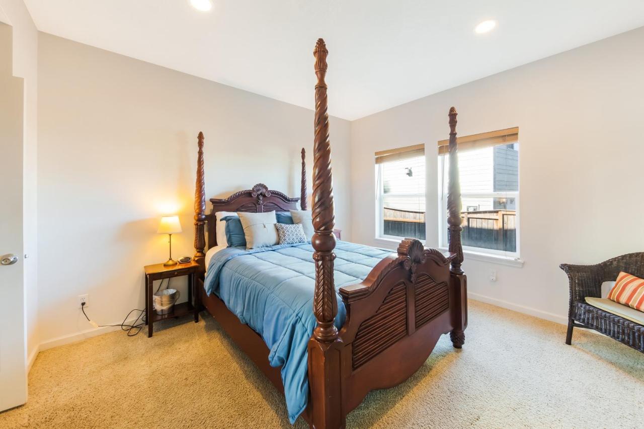 Yaquina Lighthouse View Beach Home Newport Exteriér fotografie